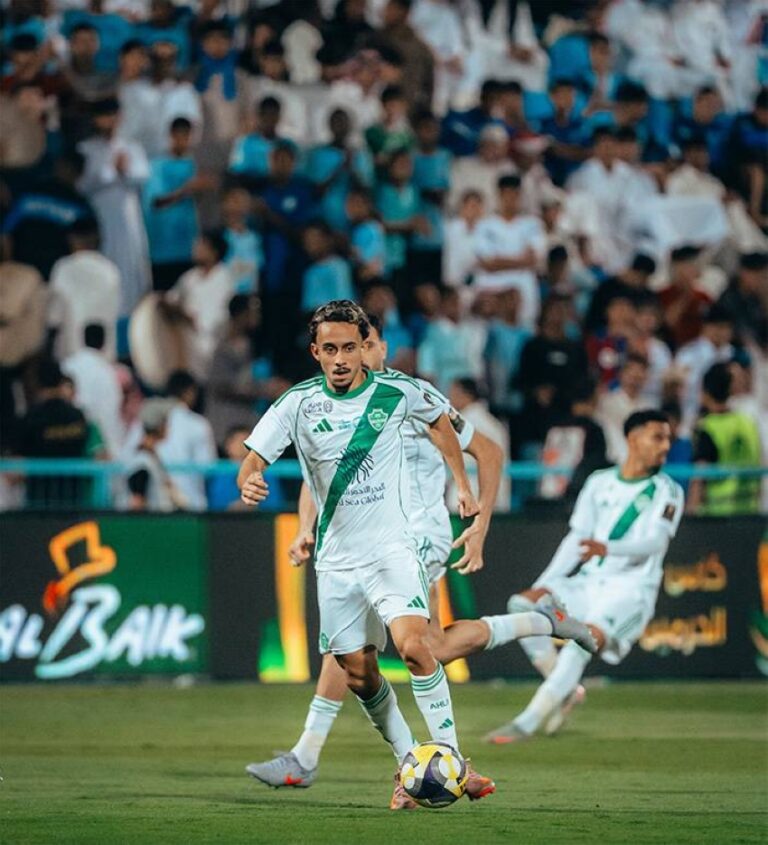 الأهلي-يواجه-الرياض-في-افتتاج-الجولة-السابعة