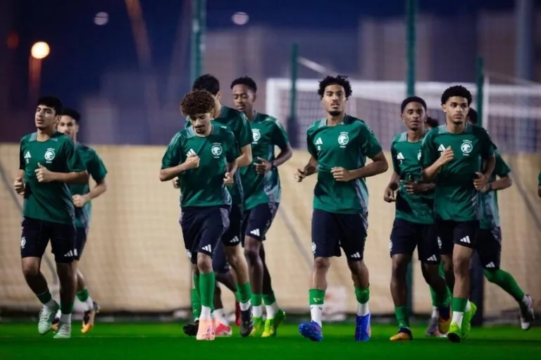 الأخضر-تحت-17-يفتتح-تدريباته-في-قطر-استعداداً-لكأس-العالم