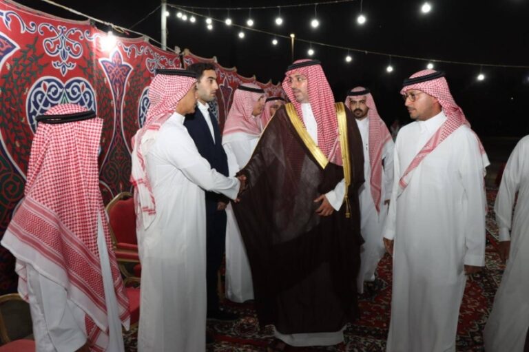 محافظ-جدة-يواسي-أسرتي-العطاس-والفاسي-بوفاة-فقيدهم