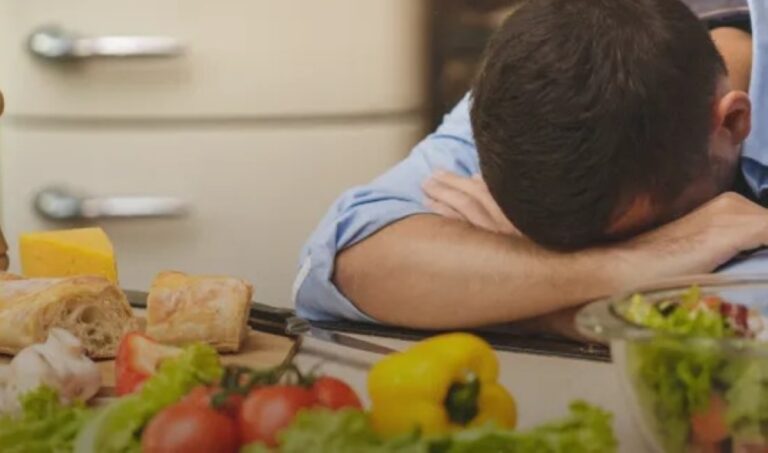 حالات-نفسية-خطيرة.-تعرف-على-أسباب-وأعراض-“اضطرابات-الأكل”