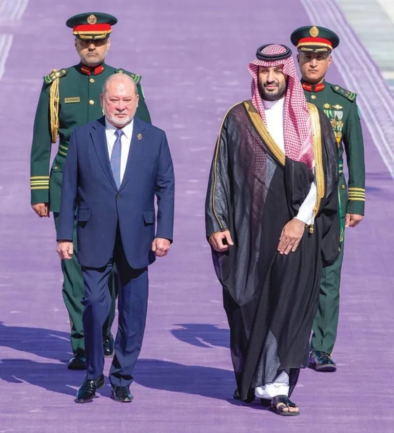 المملكة-تعزز-فرص-تطوير-الشراكة-الإستراتيجية-مع-ماليزيا