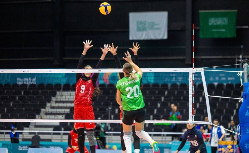 انتصار-أفغانستان-وأذربيجان-وأوزبكستان-في-انطلاق-منافسات-الصالات