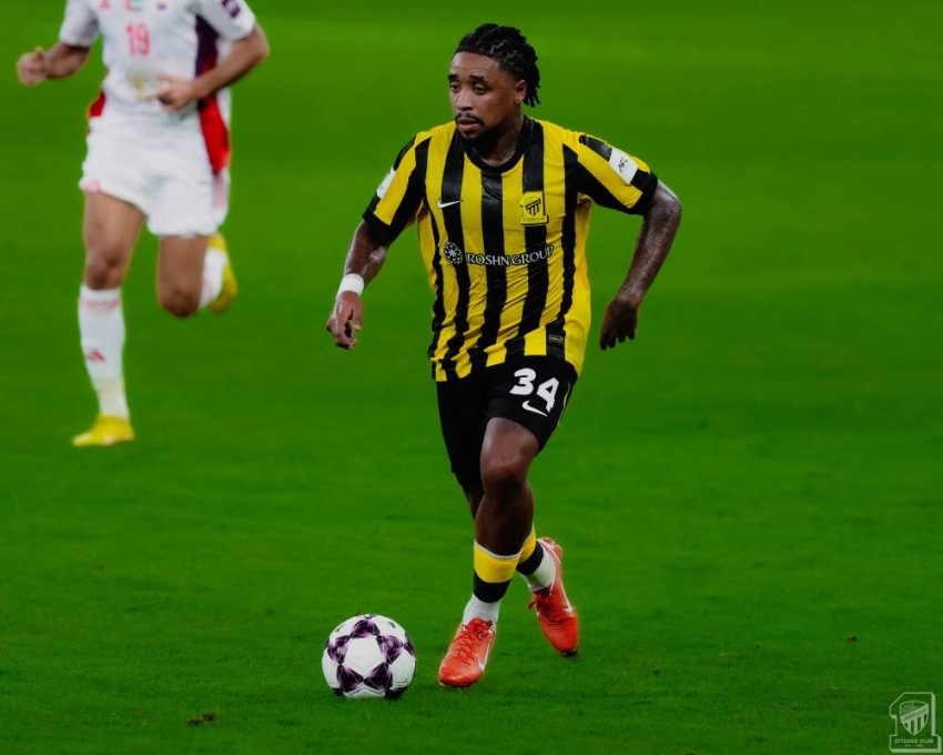 الاتحاد-والأهلي.-ديربي-خارج-التوقعات