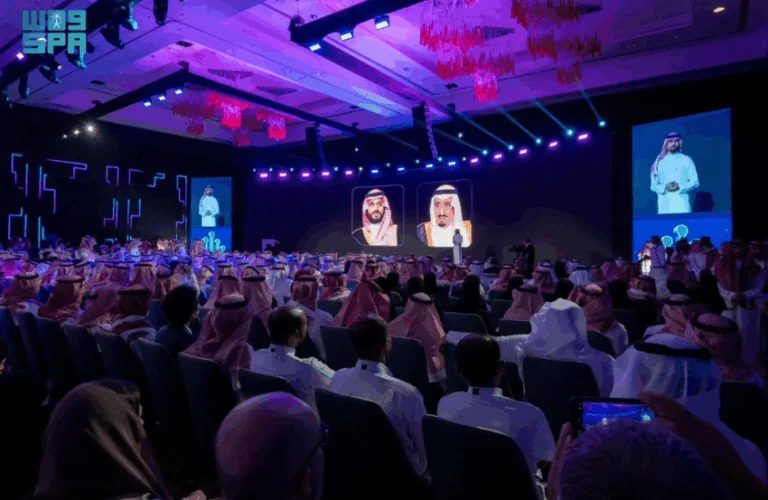 هيئة-الاتصالات-تحقق-العديد-من-الجوائز-والمنجزات-في-ملتقى-الحكومة-الرقمية-2025