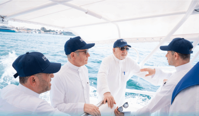 هيئة-البحر-الأحمر-وأمانة-جدة-تدشّنان-الوسائط-البحرية-الجديدة-على-سواحل-المحافظة