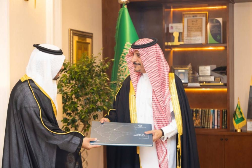 محافظ-حفر-الباطن-يرأس-اجتماع-اللجنة-الإشرافية-لمتابعة-تنفيذ-المخطط-الشامل