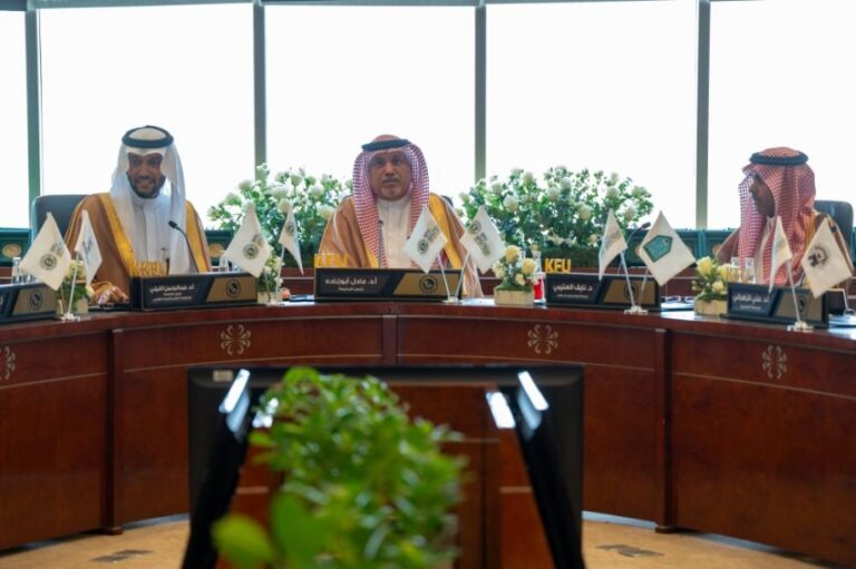 جامعة-الملك-فيصل-تستضيف-نواب-ووكلاء-الجامعات-السعودية-للدراسات-العليا-والبحث-العلمي