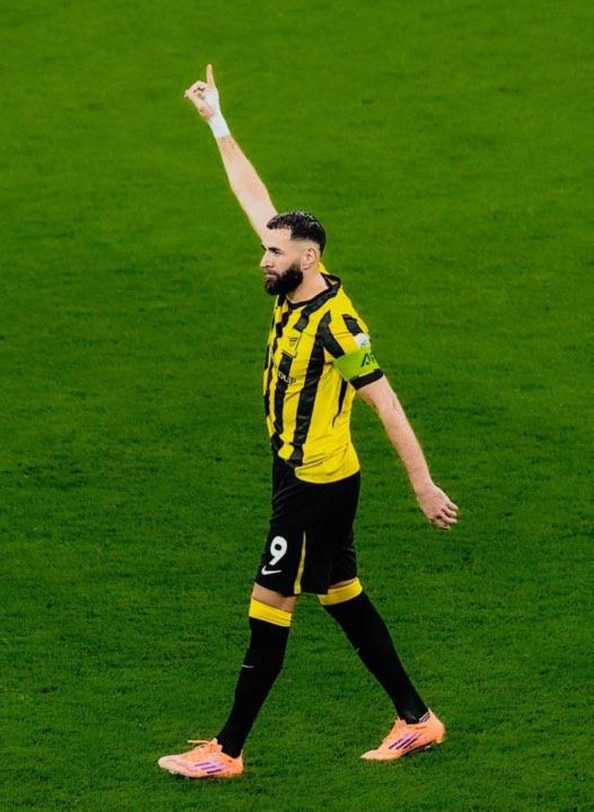 الاتحاد-يستعد-لتجديد-عقدي-بنزيما-وبيريرا