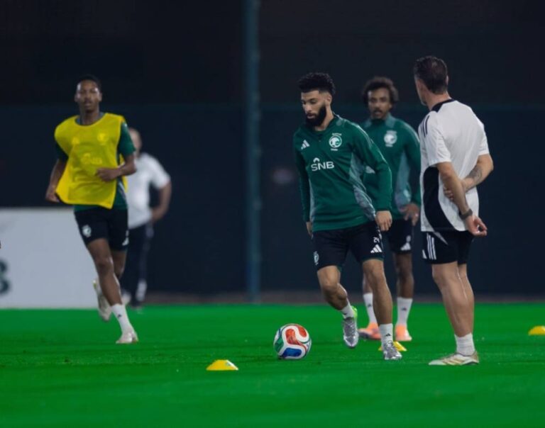 مشاركة-سالم-و-كادش-في-مران-الأخضر.-وغياب-جهاد-و-زياد