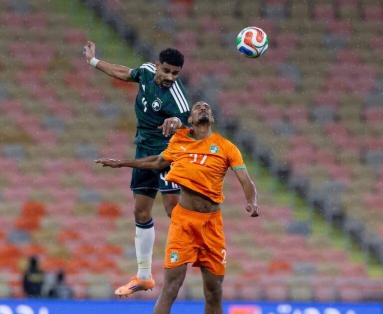 الأخضر-يستعد-لمواجهة-الجزائر-ضمن-معسكره-في-جدة