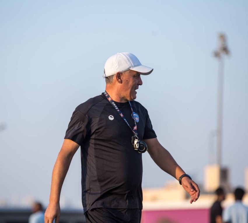 الكوكب-يقيل-البيشي-ويعين-القيزاني-مدربًا-للفريق-الاول-لكرة-القدم