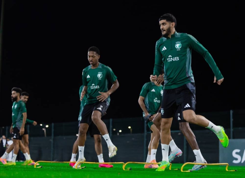 الأخضر-يختتم-تحضيراته-لمواجهة-الجزائر