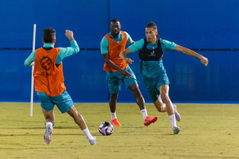 الفيحاء-يستعد-للاتفاق-بالتمركز-والتحولات-بين-الخطوط