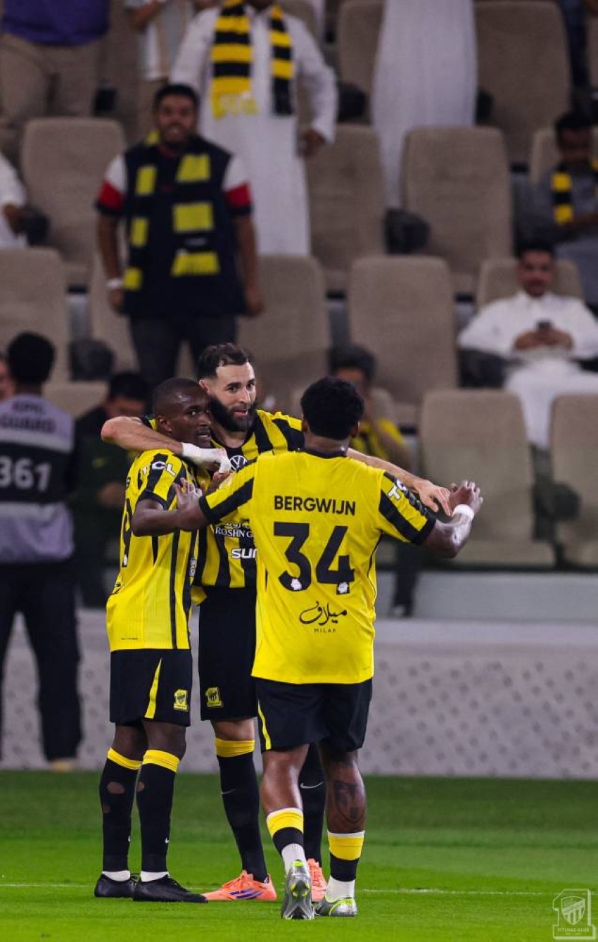 مصير-ديابي-من-مباراتي-الدحيل-والشباب-بعد-بطاقة-الرياض-الحمراء