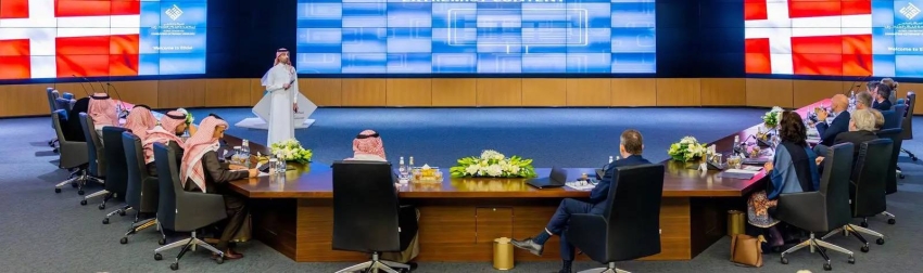 الشمري-يستقبل-وفدًا-برلمانيًا-ودبلوماسيًا-من-الدنمارك