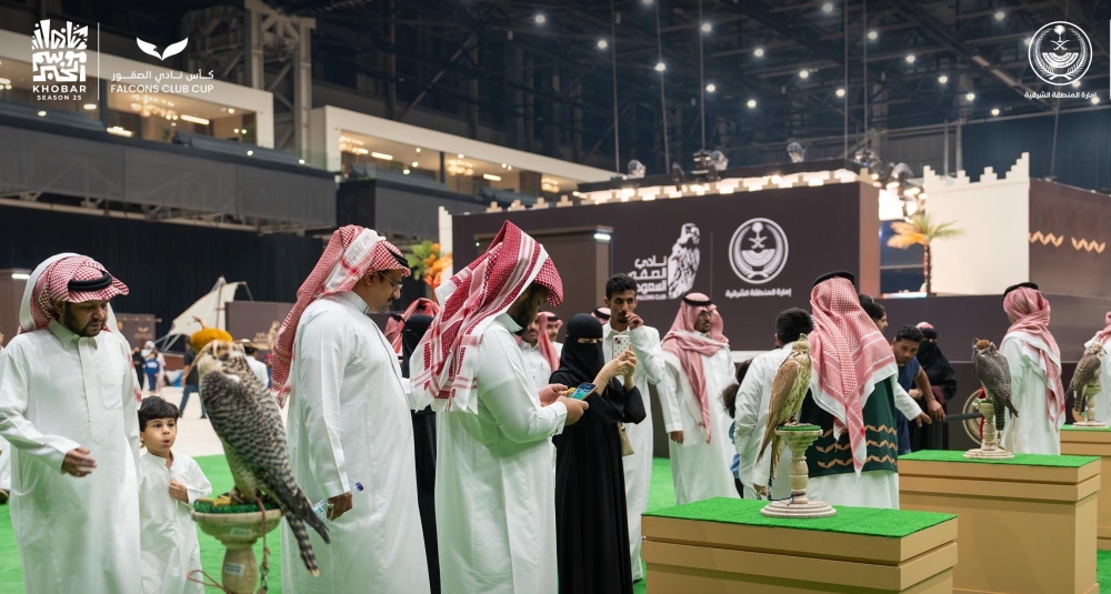 تتزامن-مع الإجازة.-اهتمام-عائلي-بمنافسات-كأس-نادي-الصقور-بالخبر