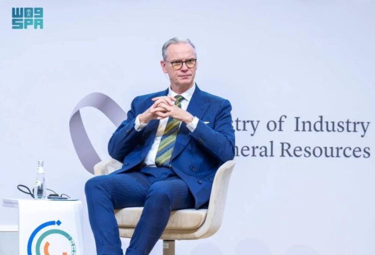 قمة-(gc21)-تناقش-أهمية-سلاسل-القيمة-العالمية-للاستثمار-الجديد