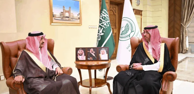 مُحافظ-جدة-يستقبل-مدير-عام-فرع-التنمية-الزراعية-بمنطقة-مكة-المعيّن-حديثًا