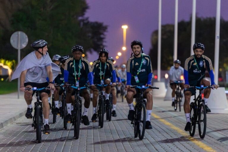 الأخضر-يدشّن-تدريباته-في-قطر