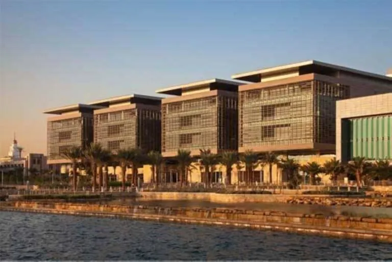 كاوست-تبرم-اتفاقية-مع-أبسكو-لوقود-الطيران