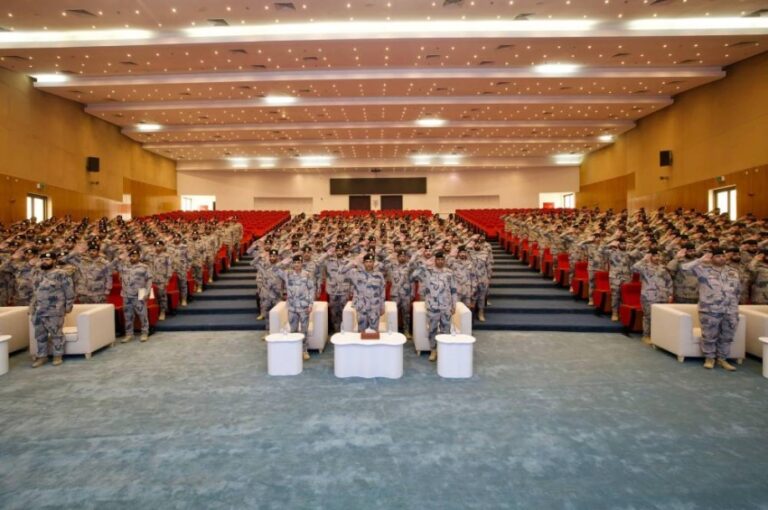 أكاديمية-وزارة-الداخلية-لأمن-الحدود-تخرج-(99)-ضابطًا-من-دورات-تدريبية-متقدمة