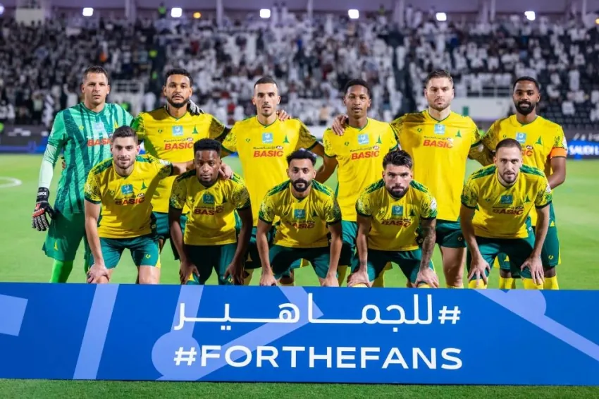 دونيس-يضع-برنامجاً-إعدادياً-لقدم-الدانة-في-فترة-التوقف