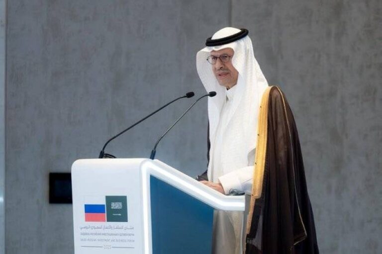 عبدالعزيز-بن-سلمان:-إقرار-آلية-مستويات-الإنتاج-نقطة-تحول-في-أوبك