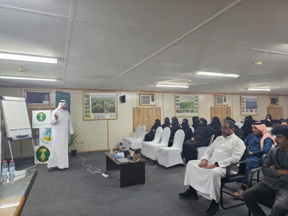 تطبيق-المعايير-الصحية-شرط-أساسي-لإنتاج-وتربية-طيور-الزينة-بالشرقية