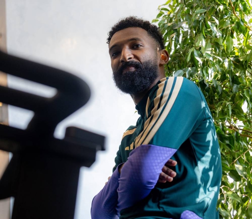 الأخضر-يبدأ-الإعداد-لمواجهة-المغرب