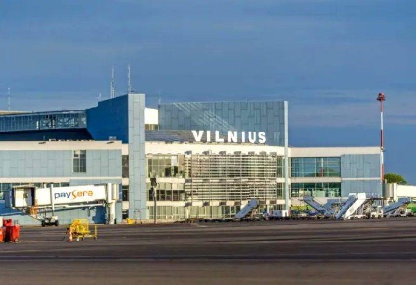 ليتوانيا-تغلق-مطارها-بعد-رصد-مناطيد