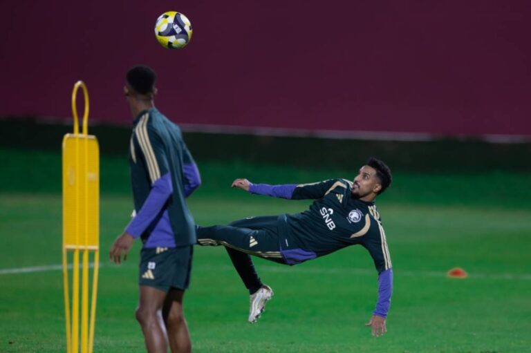 الصقور-تحلق-ولا-تبالي-للانتصار-أمام-«الفدائي»