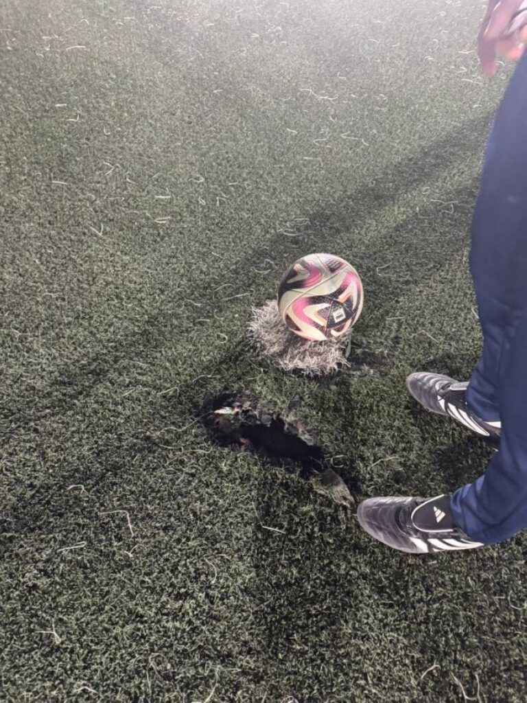 نقل-مباريات-نادي-الشرق-خارج-ملعبه-لعدم-الجاهزية