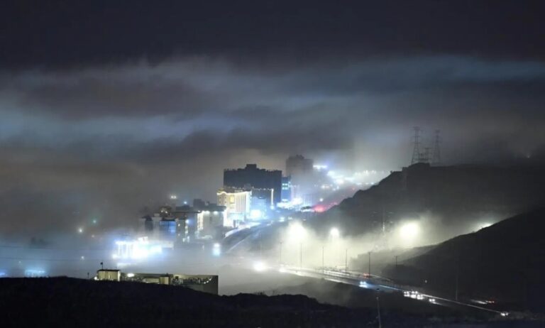 صور-|-أجواء-شتوية-أخاذة.-قمم-عسير-ترسم-لوحة-بصرية-بانورامية