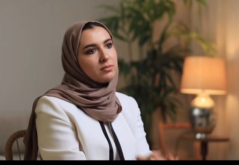 حريق في منزل الدكتورة عزيزة الخضر وإصابة والدتها ونقلها إلى العناية المركزة بالرياض