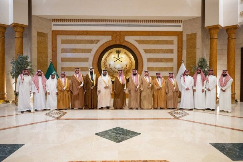 سعود-بن-مشعل-يسلم-وثائق-تملك-الوحدات-السكنية-للأسر-المستحقة