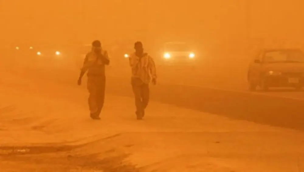 الأماكن-والمواعيد.-أتربة-مثارة-على-أجزاء-من-المنطقة-الشرقية