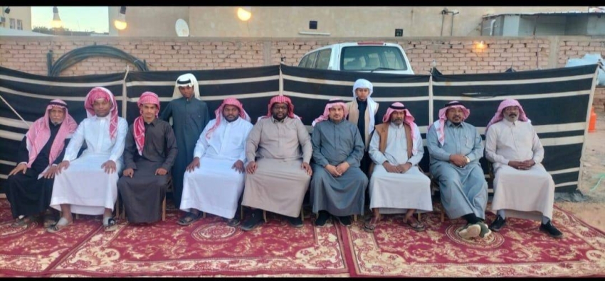 آل-المحفُوظ-وآل-صالح-يَتلقون-التَّعازي-في-فَقيدتهم-(فضية)