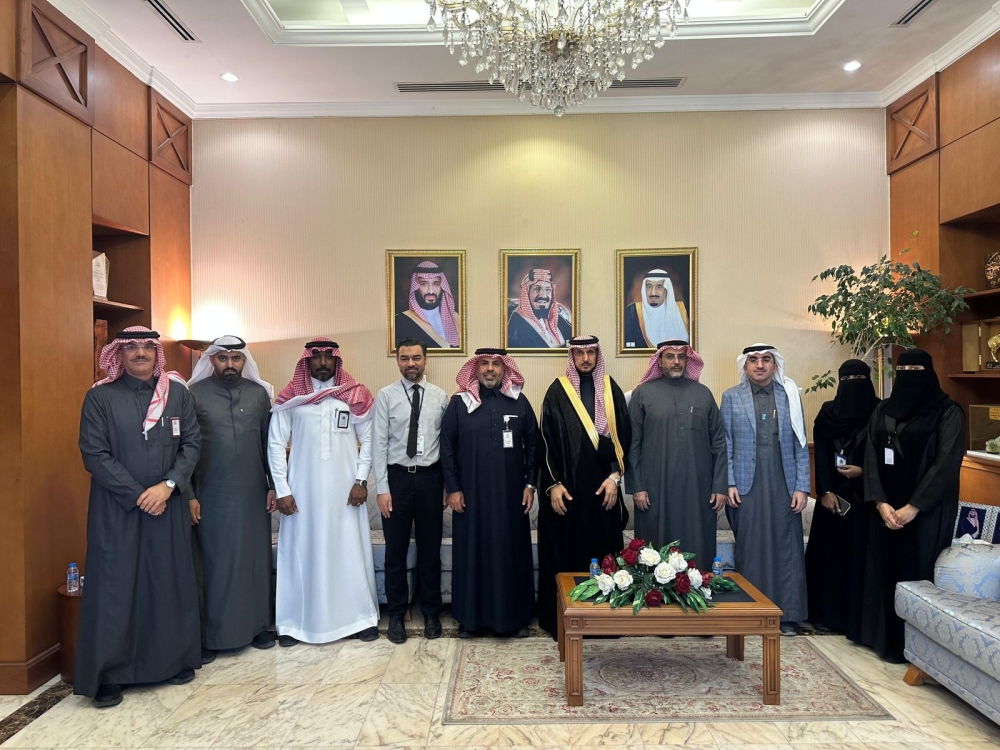 محافظ-القطيف-يبحث-تطوير-الخدمات-الطبية-وتعزيز-مبادرة-«المدينة-الصحية»