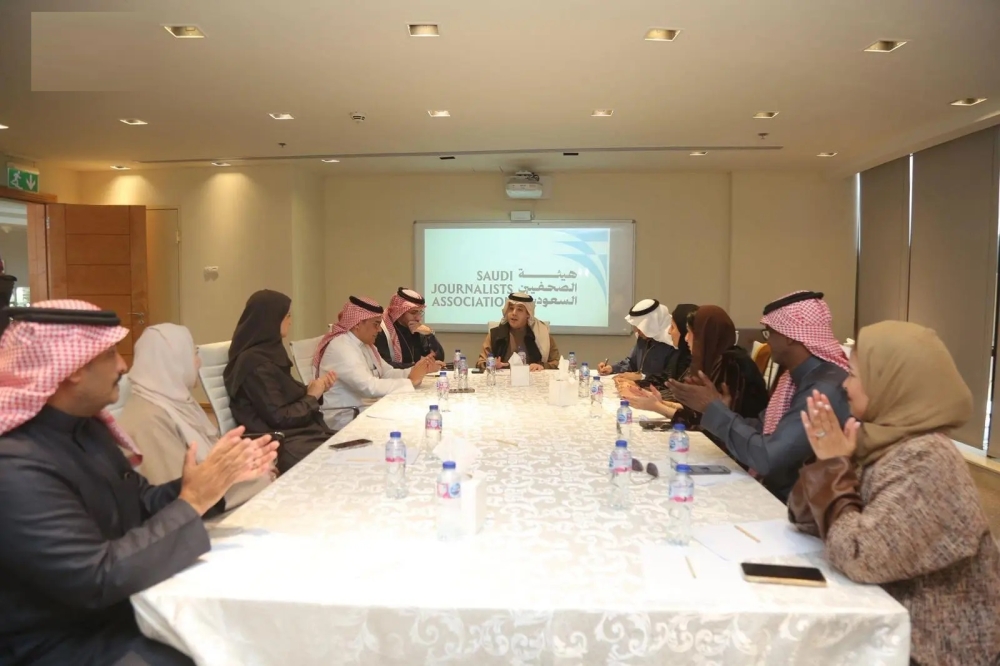 الأحساء.-مجلس-“الصحفيين”-يستعرض-العروض-الاستثمارية-لتطوير-مشروعاته