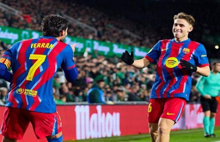 كأس-ملك-إسبانيا:-برشلونة-يفوز-على-راسينج-سانتاندير