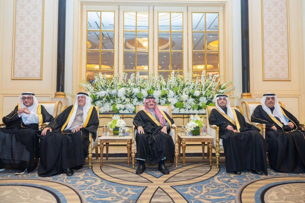 أمير-المنطقة-الشرقية-يشرف-حفل-زواج-الجامع-والجندان