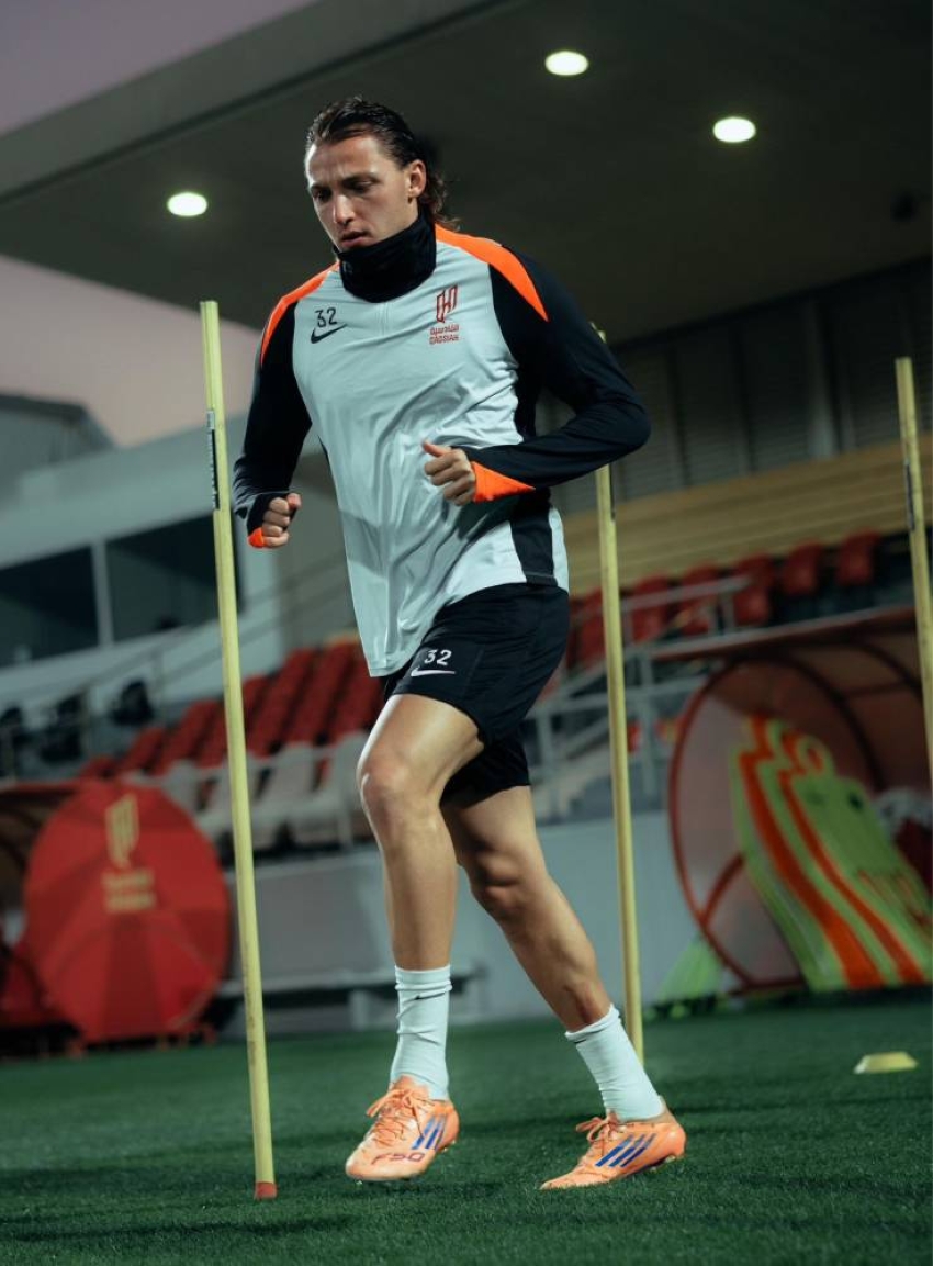 القادسية-ينهي-استعداداته-لمواجهة-الاتحاد-في-الجولة-17-من-دوري-روشن