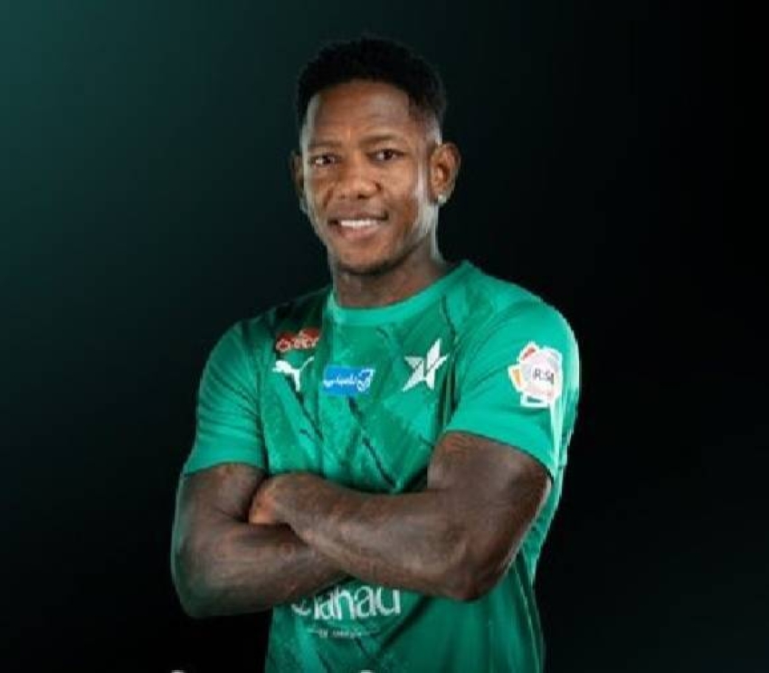 النجمة-ينهي-علاقته-بالتراضي-مع-روميل-كبوتو