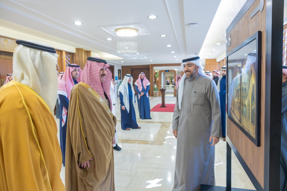 أمير-المنطقة-الشرقية-يكرّم-الفائزين-في-مسابقة-عَكس-للتصوير-الفوتوغرافي