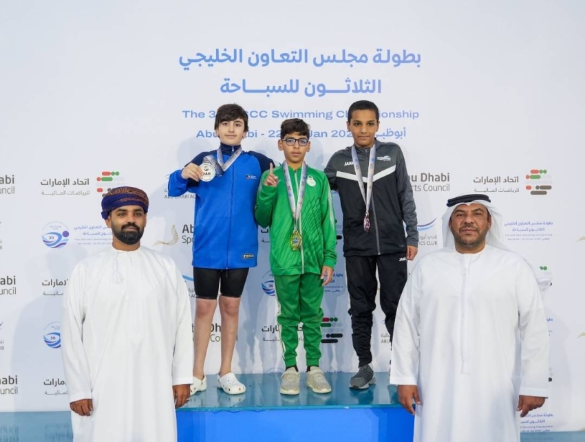 مهدي-مبارك-ينتزع-الميدالية-الذهبية-في-سباحة-الخليج