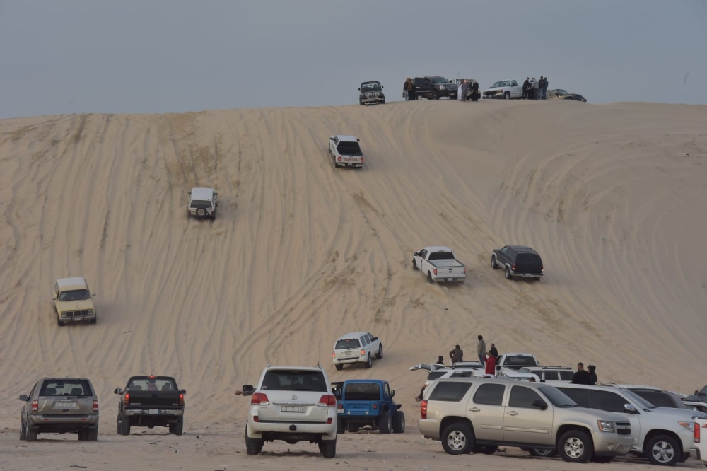 عاجل:-«بر-المطار».-كرنفال-خليجي-يفتقد-التنظيم-وضمان-أمن-وسلامة-المتنزهين