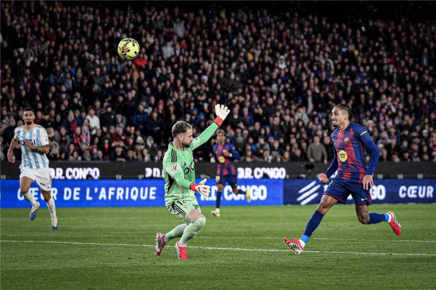 الدوري-الإسباني:-برشلونة-يستعيد-صدارة-بثلاثية-في-شباك-أوفييدو