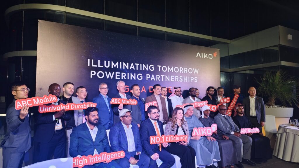 الظهور الأول لألواح ABC في WFES 2026: شركة AIKO تقود عصرًا جديدًا لقيمة «25%»