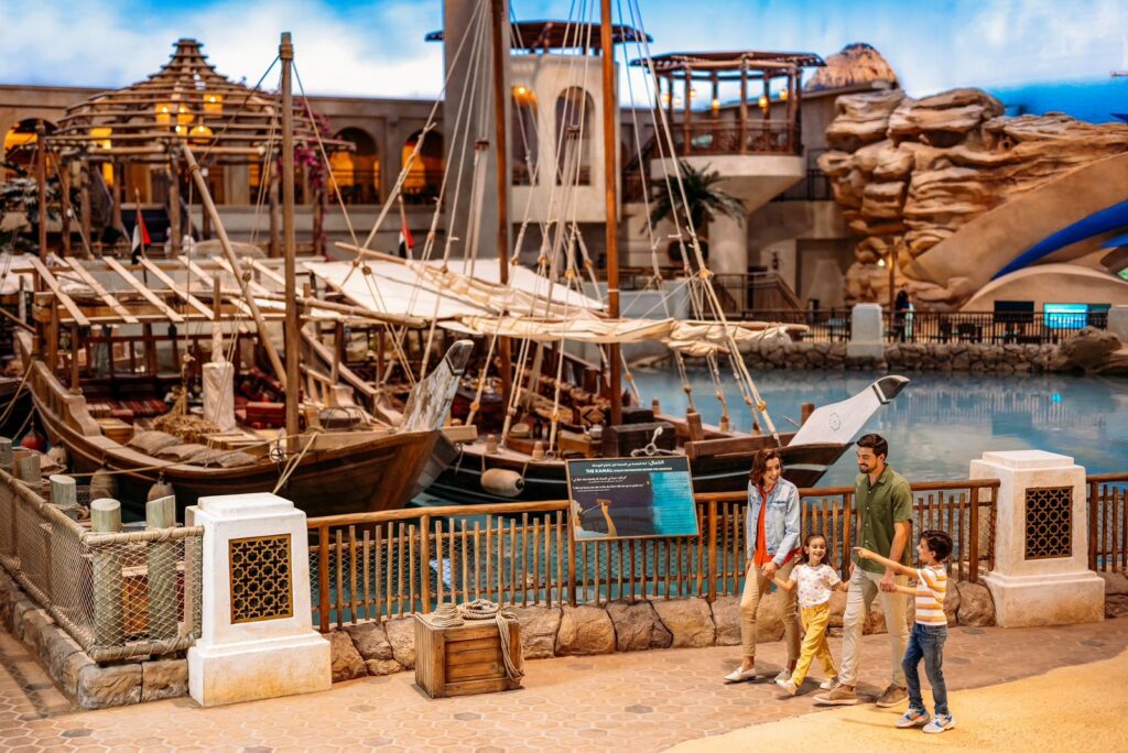 «سي وورلد جزيرة ياس» تحتفي باليوم الدولي للتعليم بباقة من الأنشطة والتجارب التعليمية