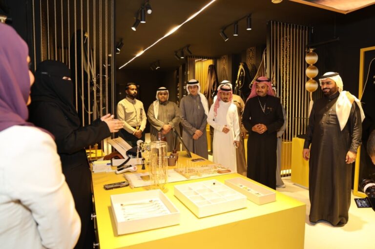 وكيل-الأحساء:-”البشت-الحساوي“-يجسد-تميز-وإبداع-أبناء-الوطن